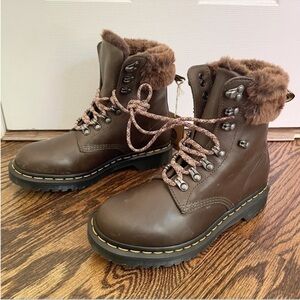 Dr Martens Docs Serena 1460 Warmwair Faux Fur Lined Boots Brown Women’s 7